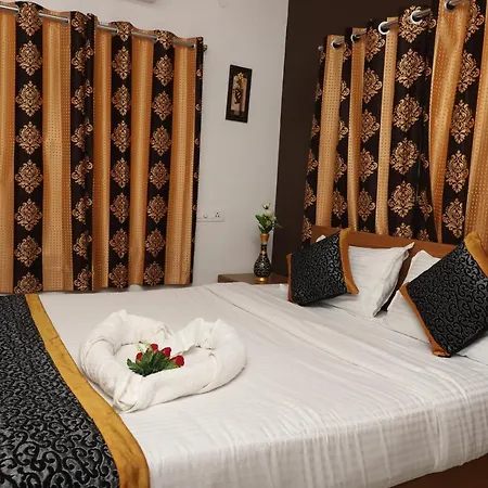 Kumaran Kudil - New Family Home Stay Vl Bodinayakkanur, Theni Exterior photo
