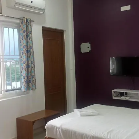 Kumaran Kudil - New Family Home Stay Vl Bodinayakkanur, Theni Exterior photo