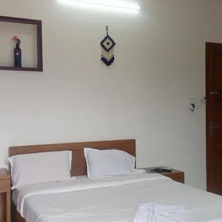 Kumaran Kudil - New Family Home Stay Vl Bodinayakkanur, Theni Exterior photo