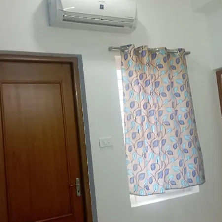 Kumaran Kudil - New Family Home Stay Vl Bodinayakkanur, Theni Exterior photo